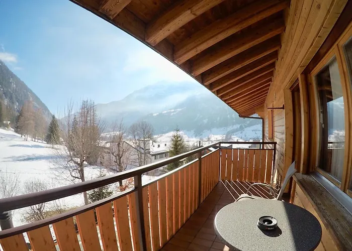 Haus Adora Апартаменти *